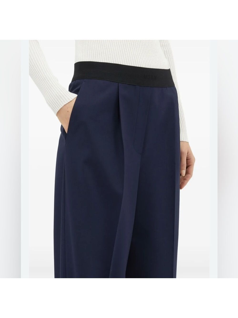 Judith & Charles Pleated Cropped Trousers/Pants